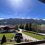 Huettaler By Interhome Dorf (Salzburg)